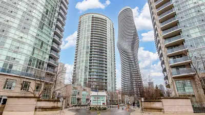 Condo Apartment in Mississauga