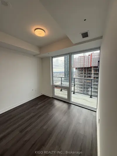 Condo Apartment in Mississauga