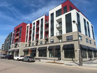 Condo Apartment in Oakville