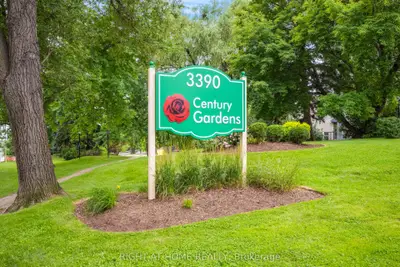 3390 Weston Road 708, Toronto, On M9m 2x3