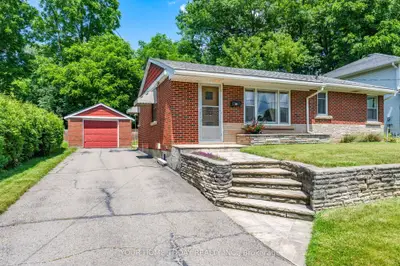 Detached in Halton Hills