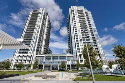 Condo Apartment in Toronto