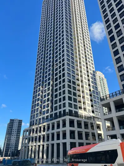 Condo Apartment in Mississauga