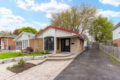 Semi-Detached in Mississauga