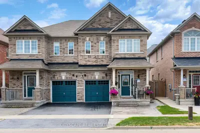 Semi-Detached in Mississauga