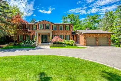 Detached in Oakville
