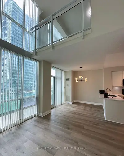 Condo Apartment in Mississauga