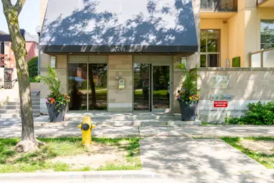 4 Elsinore Path 514, Toronto, On M8v 4g7