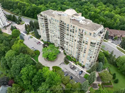 1800 The Collegeway 208, Mississauga, On L5l 5s4
