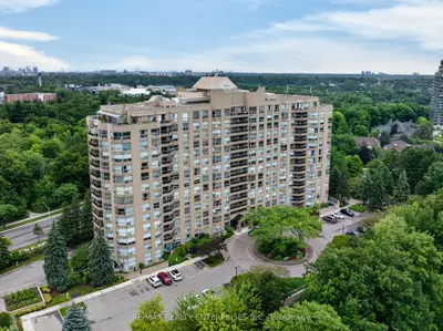 Condo Apartment in Mississauga