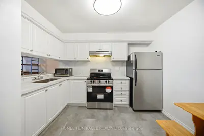 234 Albion Road 610, Toronto, On M9w 6a5