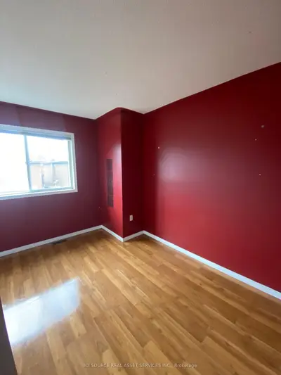24 Mattari Court, Toronto, On M9w 7c6