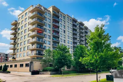Condo Apartment in Burlington