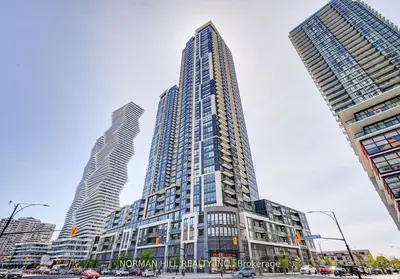 Condo Apartment in Mississauga