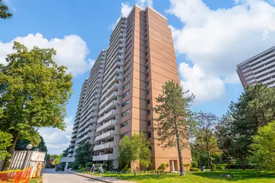 Condo Apartment in Toronto
