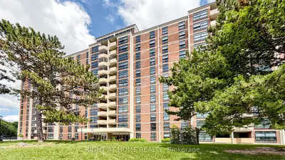 Condo Apartment in Toronto