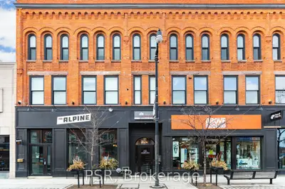 Co-op Apartment in Toronto