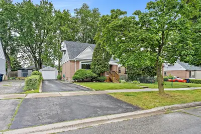 Detached in Toronto