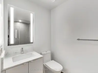 270 Dufferin Street 1012, Toronto, On M6k 0h8