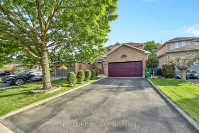 Detached in Brampton
