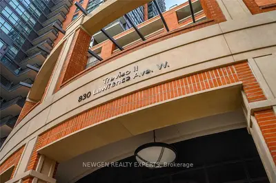 Condo Apartment in Toronto