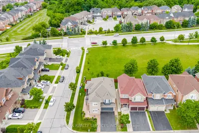 Detached in Brampton