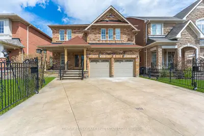 Detached in Brampton