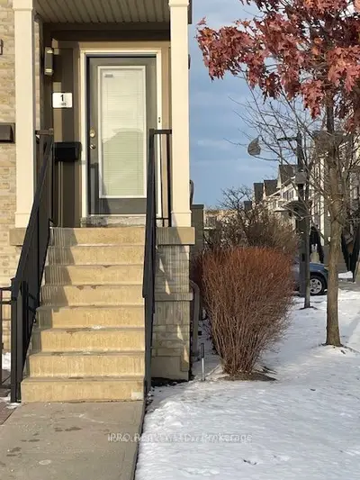 Condo Townhouse in Mississauga