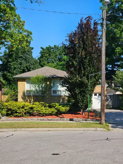 117 Westrose Avenue, Toronto, On M8x 2a5