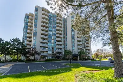 5080 Pinedale Avenue 1006, Burlington, On L7l 5v7