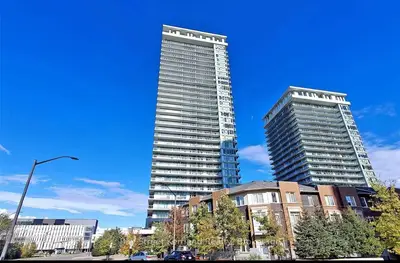 Condo Apartment in Mississauga