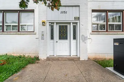 1031 Churchill Avenue E 3, Oakville, On L6h 1a3