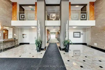2190 Lakeshore Road 802, Burlington, On L7r 4k1