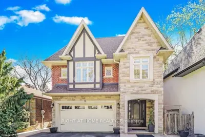 Detached in Toronto
