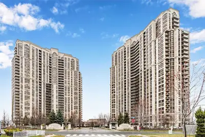 Condo Apartment in Toronto