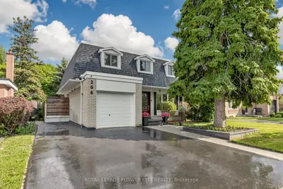 Detached in Brampton