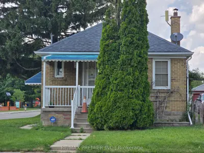 468 Glen Park Avenue, Toronto, On M6b 2e7