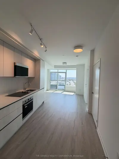 Condo Apartment in Mississauga