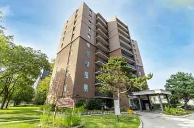 Condo Apartment in Mississauga