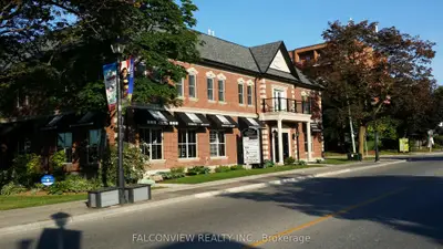100 Queen Street S 201, Mississauga, On L5m 1k8