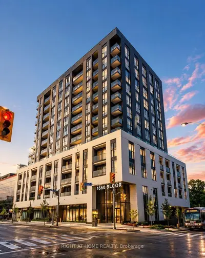 Condo Apartment in Toronto