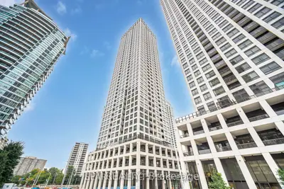 Condo Apartment in Mississauga