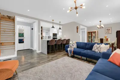 Semi-Detached in Mississauga