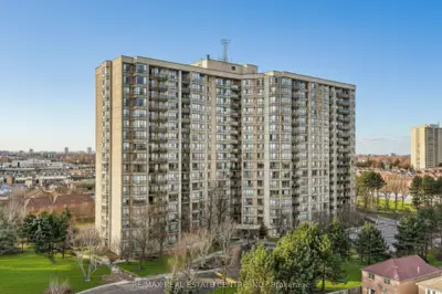 Condo Apartment in Brampton