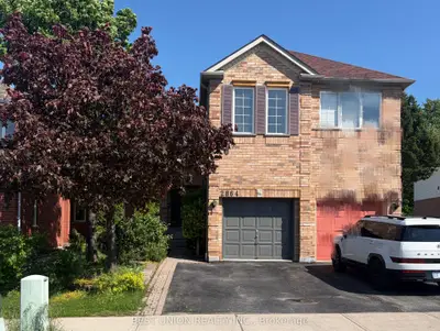 Semi-Detached in Mississauga