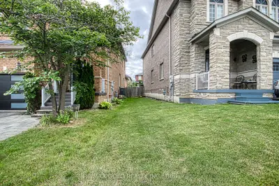 3428 Erin Centre Boulevard, Mississauga, On L5m 8c2