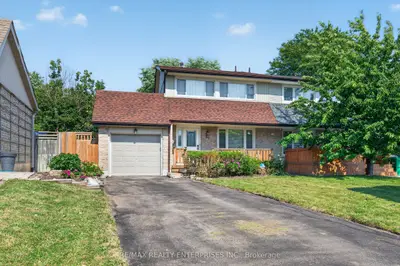 Semi-Detached in Mississauga