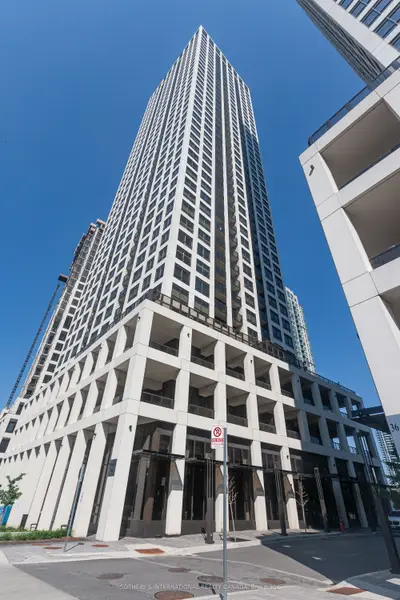 Condo Apartment in Mississauga