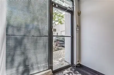 130 Industry Street 9, Toronto, On M6m 5g3