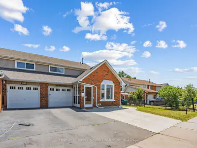 Semi-Detached in Brampton